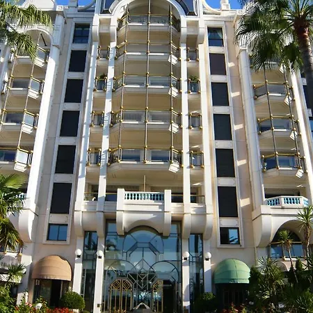 Relais De La Reine Croisette Apartment Cannes
